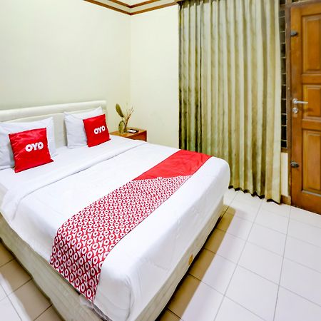 Oyo 90066 Tobana Pejaten House Cakarta Dış mekan fotoğraf