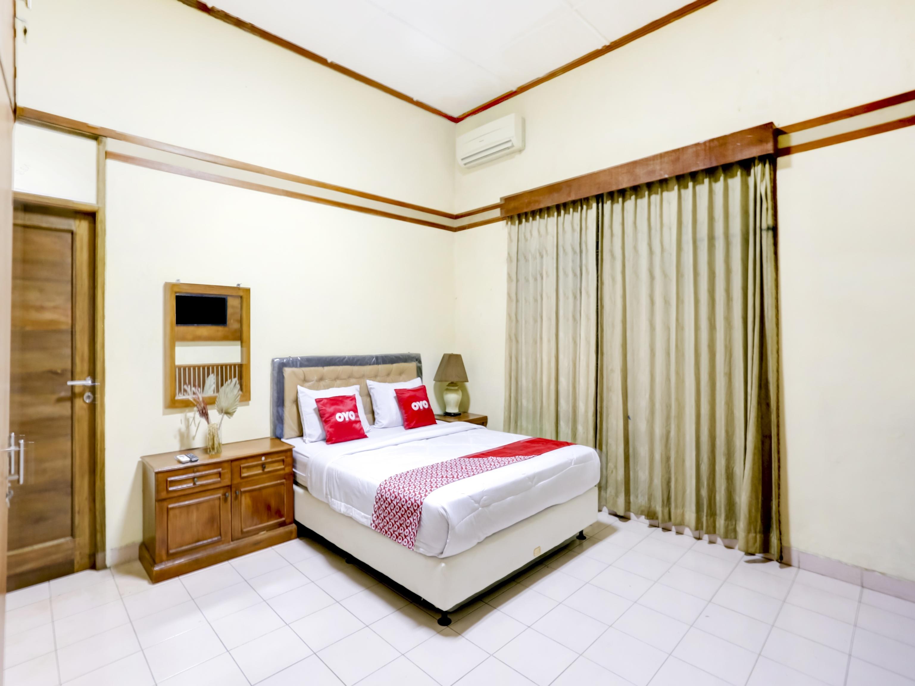 Oyo 90066 Tobana Pejaten House Cakarta Dış mekan fotoğraf