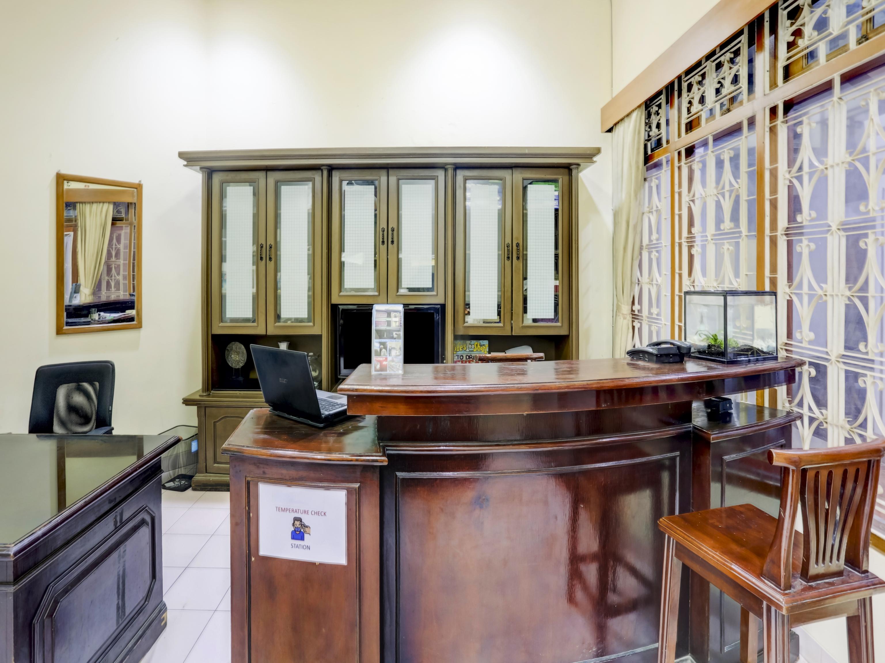 Oyo 90066 Tobana Pejaten House Cakarta Dış mekan fotoğraf