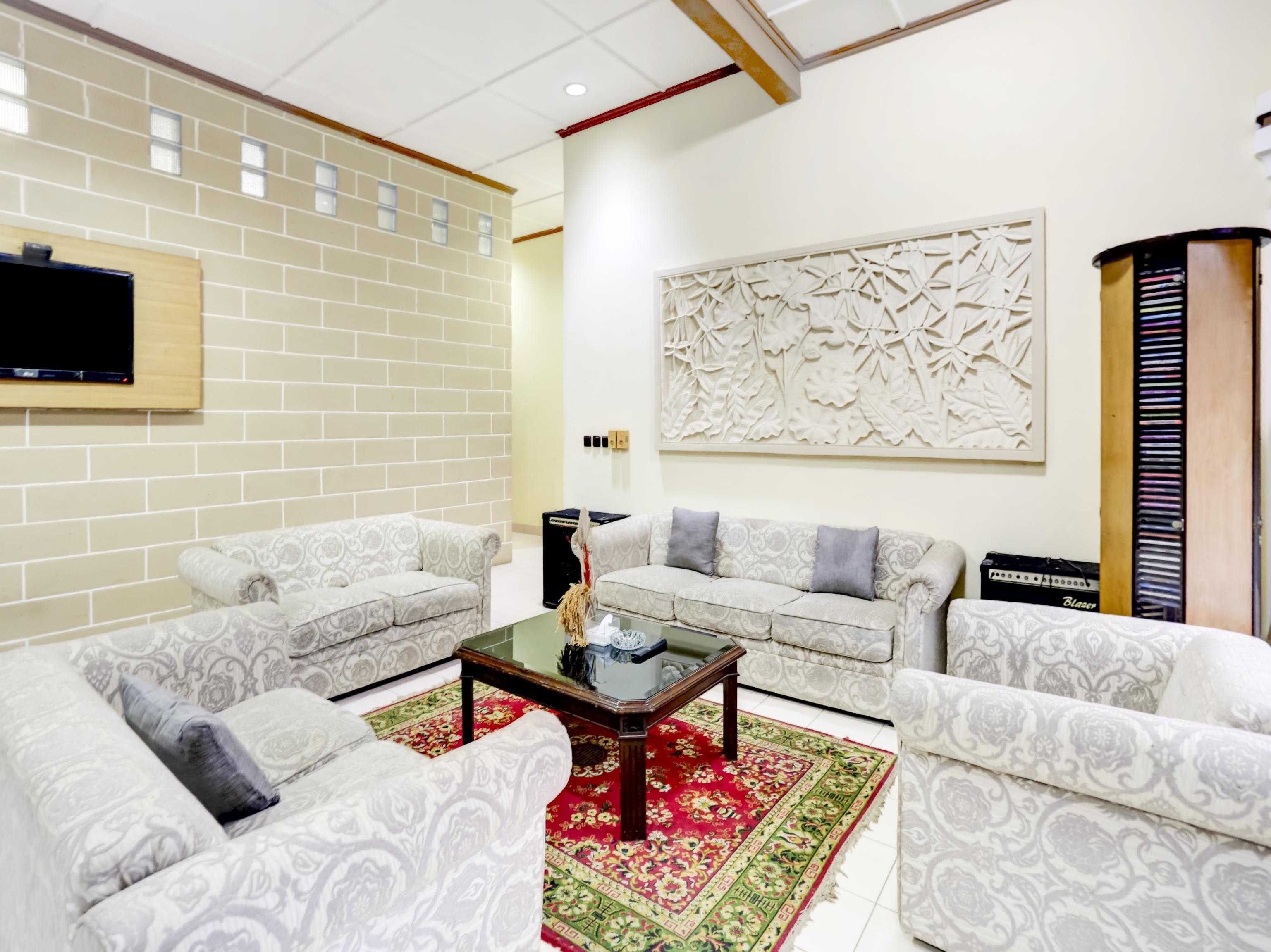 Oyo 90066 Tobana Pejaten House Cakarta Dış mekan fotoğraf